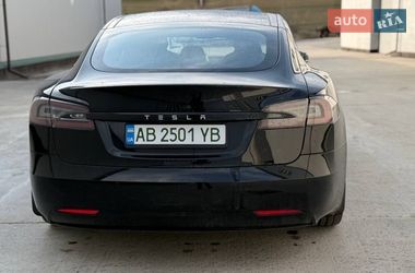 Ліфтбек Tesla Model S 2017 в Вінниці
