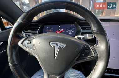 Лифтбек Tesla Model S 2018 в Киеве
