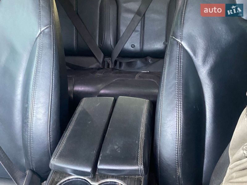 Лифтбек Tesla Model S 2013 в Киеве