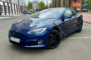 Ліфтбек Tesla Model S 2017 в Києві