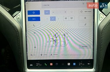Ліфтбек Tesla Model S 2017 в Києві