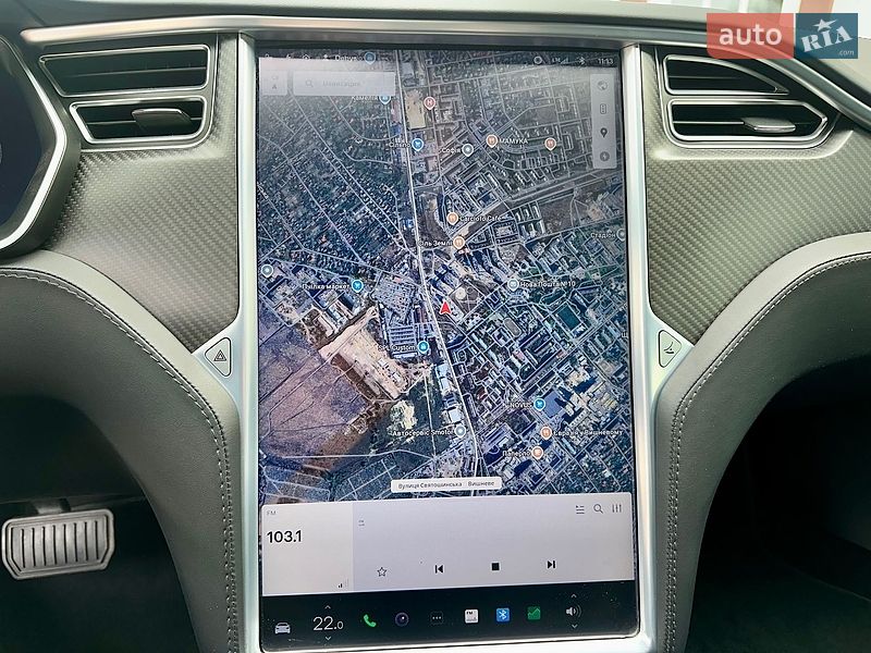 Ліфтбек Tesla Model S 2017 в Києві
