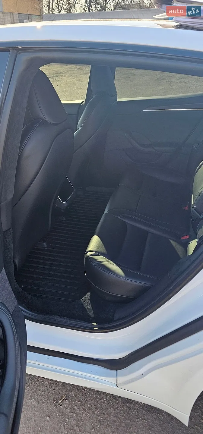 2022 Tesla Model S - мініатюра 19