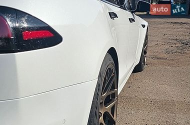 Лифтбек Tesla Model S 2022 в Чернигове фото 16 Лифтбек Tesla Model S 2022 в Чернигове