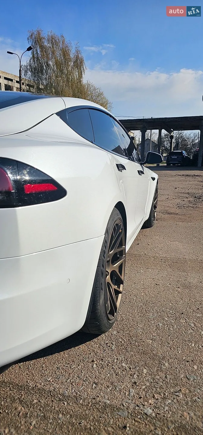 2022 Tesla Model S - мініатюра 16