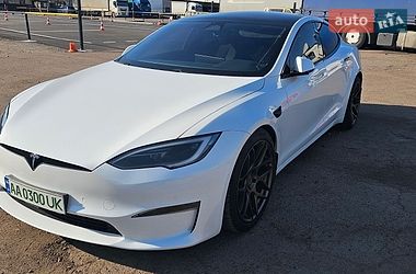 Лифтбек Tesla Model S 2022 в Чернигове