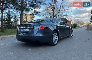 Лифтбек Tesla Model S 2018 в Киеве
