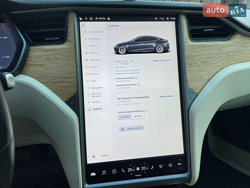 Лифтбек Tesla Model S 2018 в Киеве