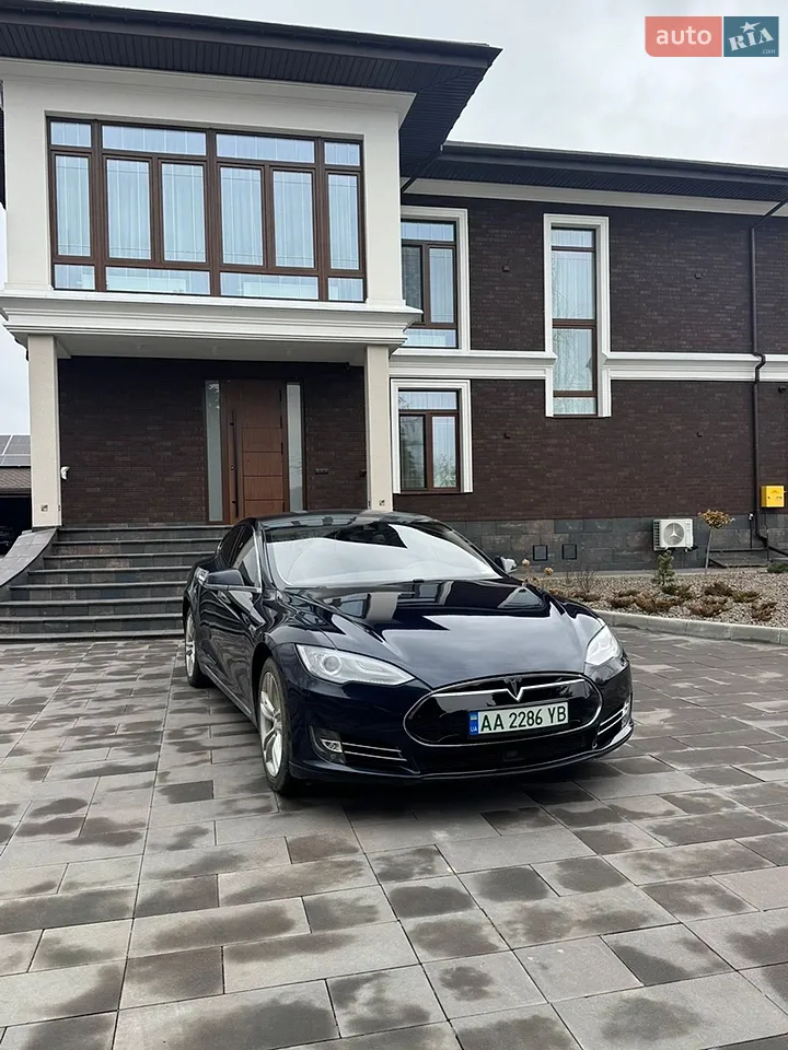 2015 Tesla Model S - мініатюра 16