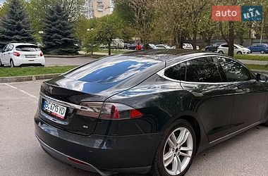 Лифтбек Tesla Model S 2012 в Львове