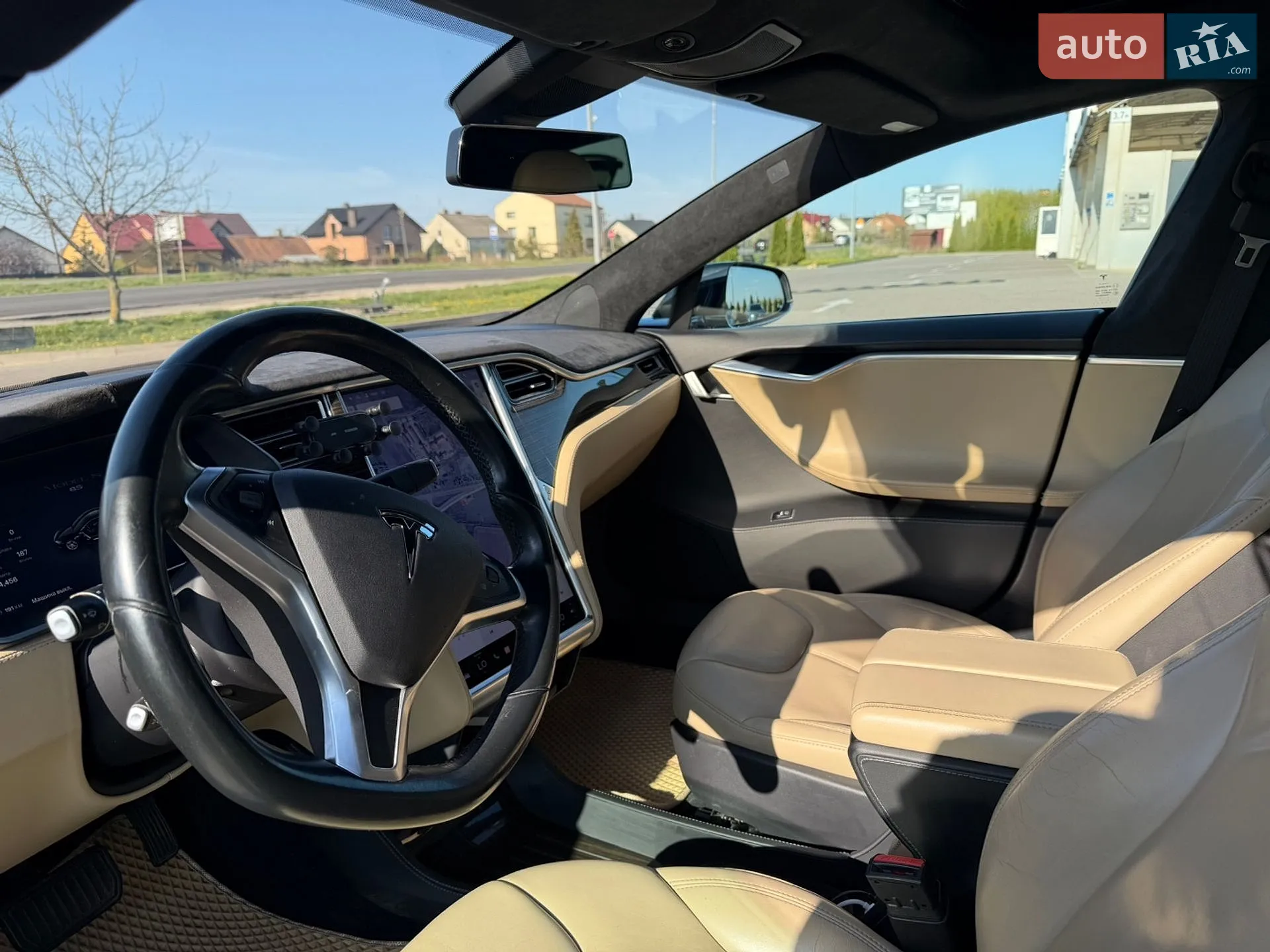 2015 Tesla Model S - мініатюра 19