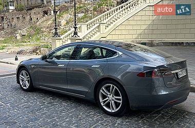 Лифтбек Tesla Model S 2013 в Одессе