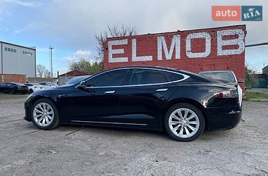 Ліфтбек Tesla Model S 2017 в Києві