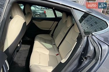 Лифтбек Tesla Model S 2020 в Одессе