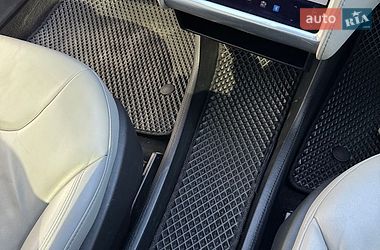 Ліфтбек Tesla Model S 2013 в Дунаївцях