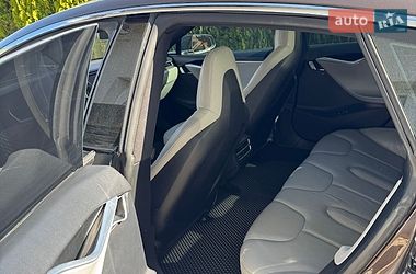 Ліфтбек Tesla Model S 2013 в Дунаївцях