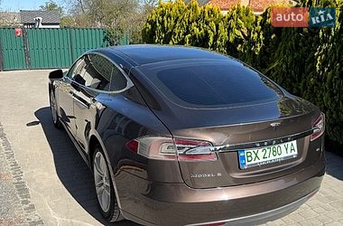 Ліфтбек Tesla Model S 2013 в Дунаївцях