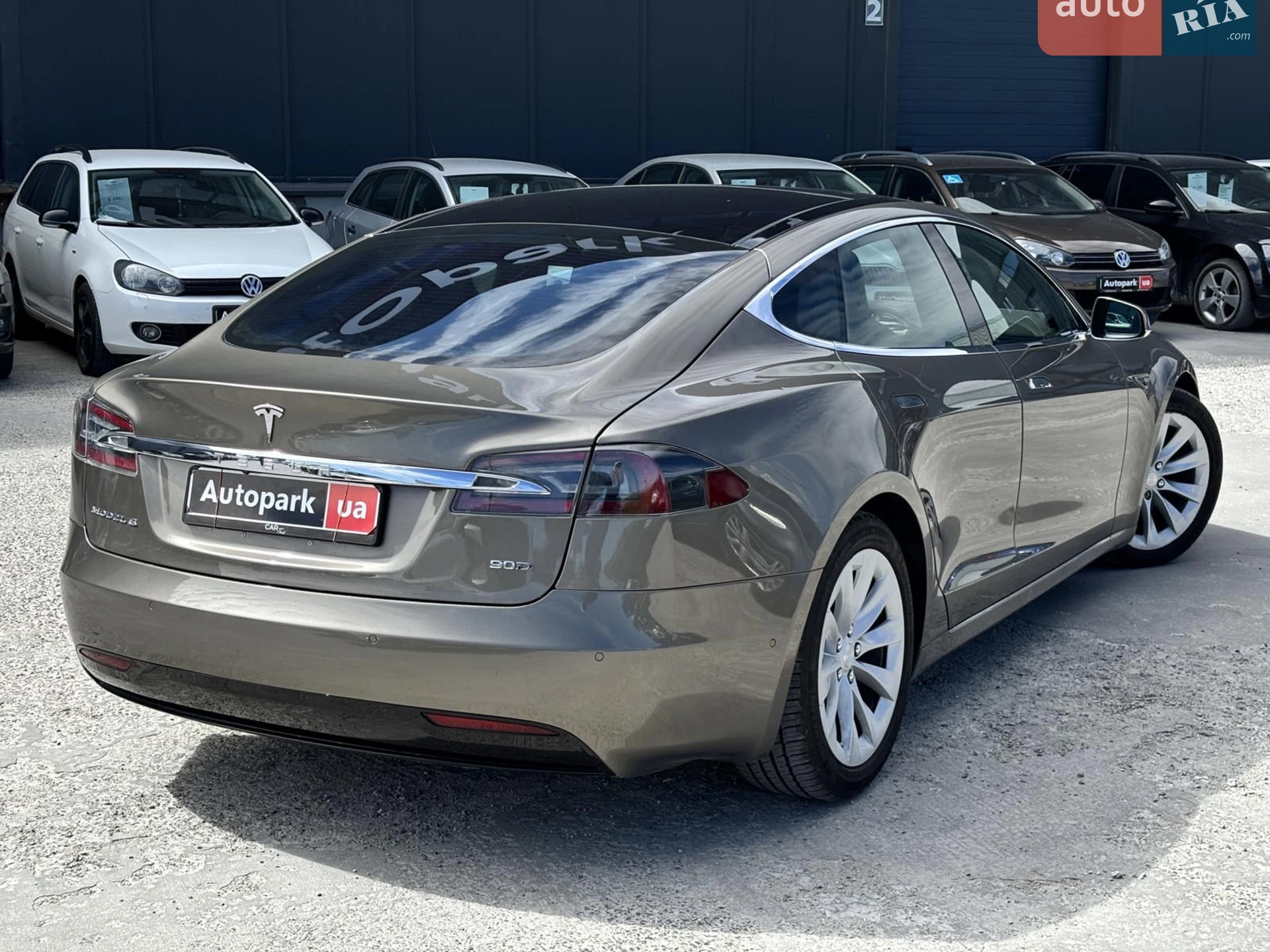 2016 Tesla Model S - мініатюра 11