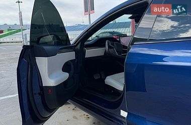Лифтбек Tesla Model S 2022 в Киеве