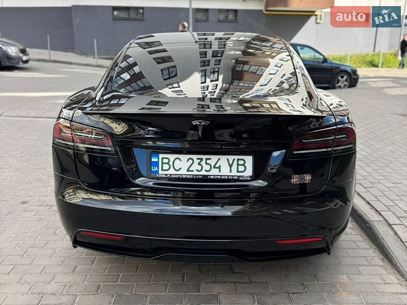 Ліфтбек Tesla Model S 2022 в Львові
