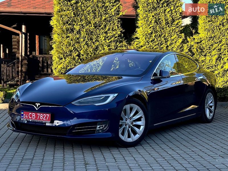 Tesla Model S 2017