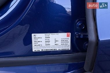 Лифтбек Tesla Model S 2017 в Львове
