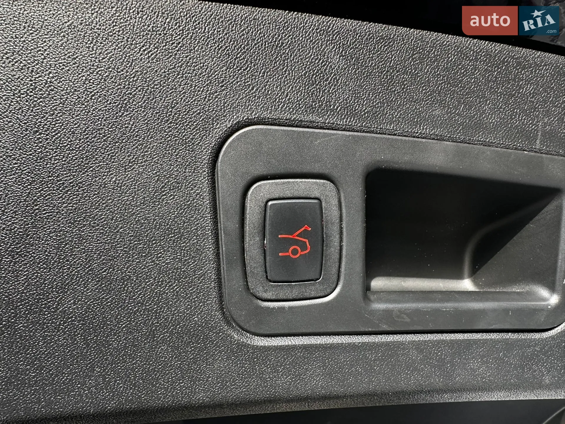 2014 Tesla Model S - мініатюра 16