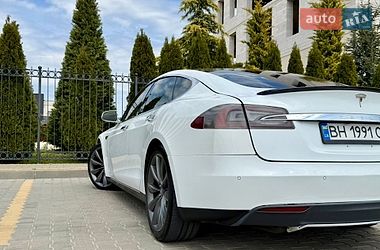 Лифтбек Tesla Model S 2014 в Одессе