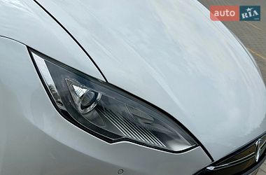 Лифтбек Tesla Model S 2014 в Одессе