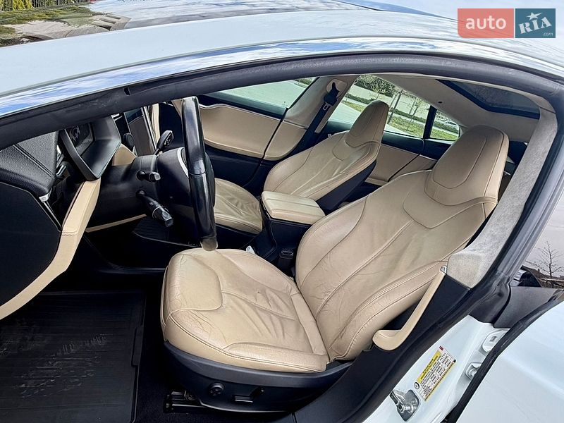 Лифтбек Tesla Model S 2014 в Одессе