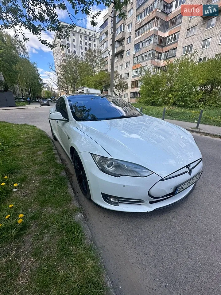 2016 Tesla Model S - мініатюра 21