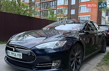 Лифтбек Tesla Model S 2014 в Стрые