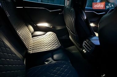 Лифтбек Tesla Model S 2017 в Одессе