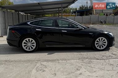 Лифтбек Tesla Model S 2016 в Каменском