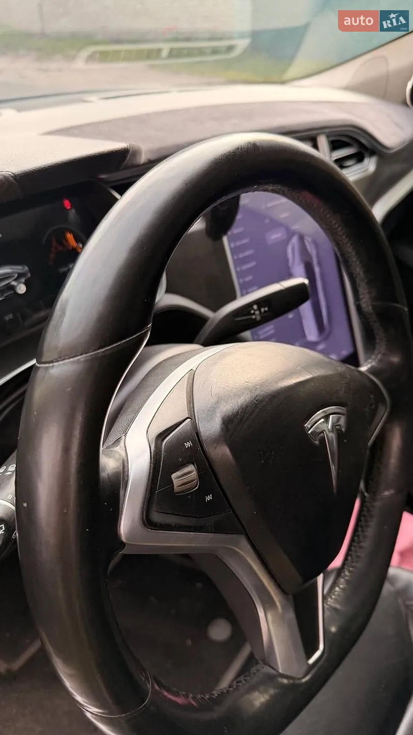2015 Tesla Model S - мініатюра 20