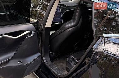 Лифтбек Tesla Model S 2015 в Киеве