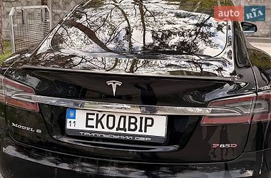 Лифтбек Tesla Model S 2015 в Киеве