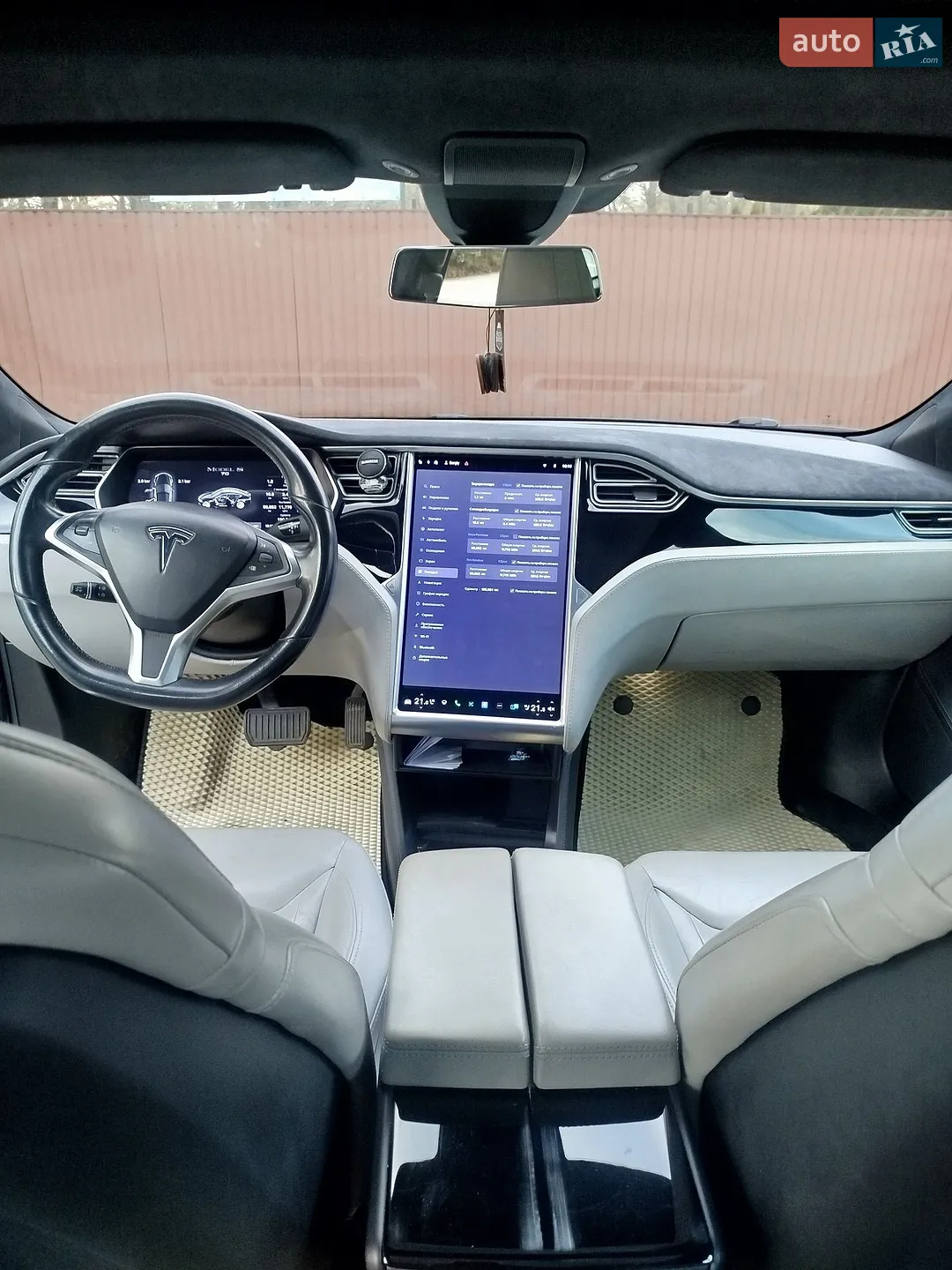 2015 Tesla Model S - мініатюра 11