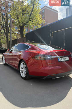 Лифтбек Tesla Model S 2016 в Харькове