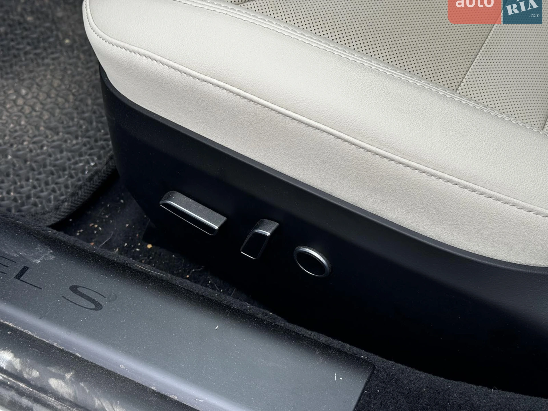 2022 Tesla Model S - мініатюра 17