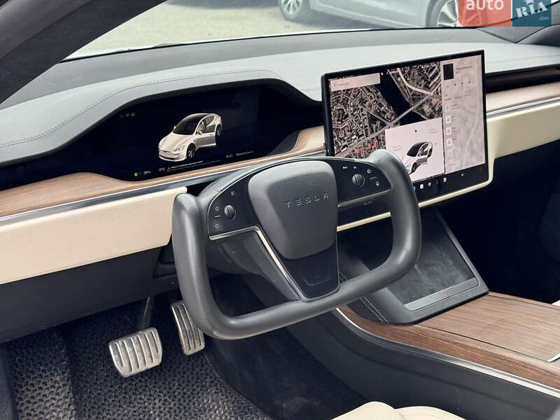 Лифтбек Tesla Model S 2022 в Виннице