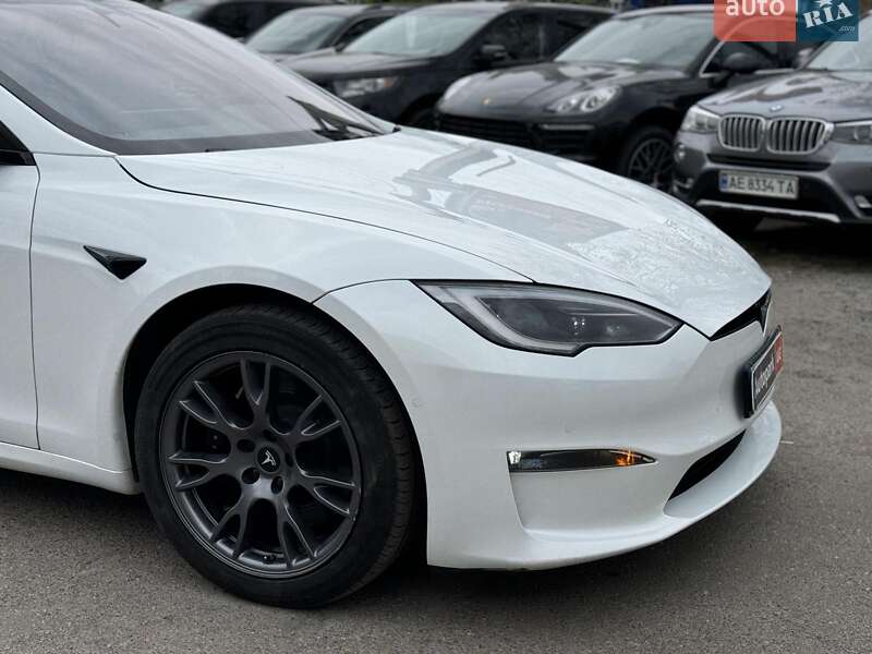 Лифтбек Tesla Model S 2022 в Виннице