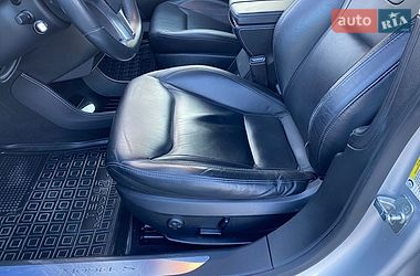 Ліфтбек Tesla Model S 2015 в Києві