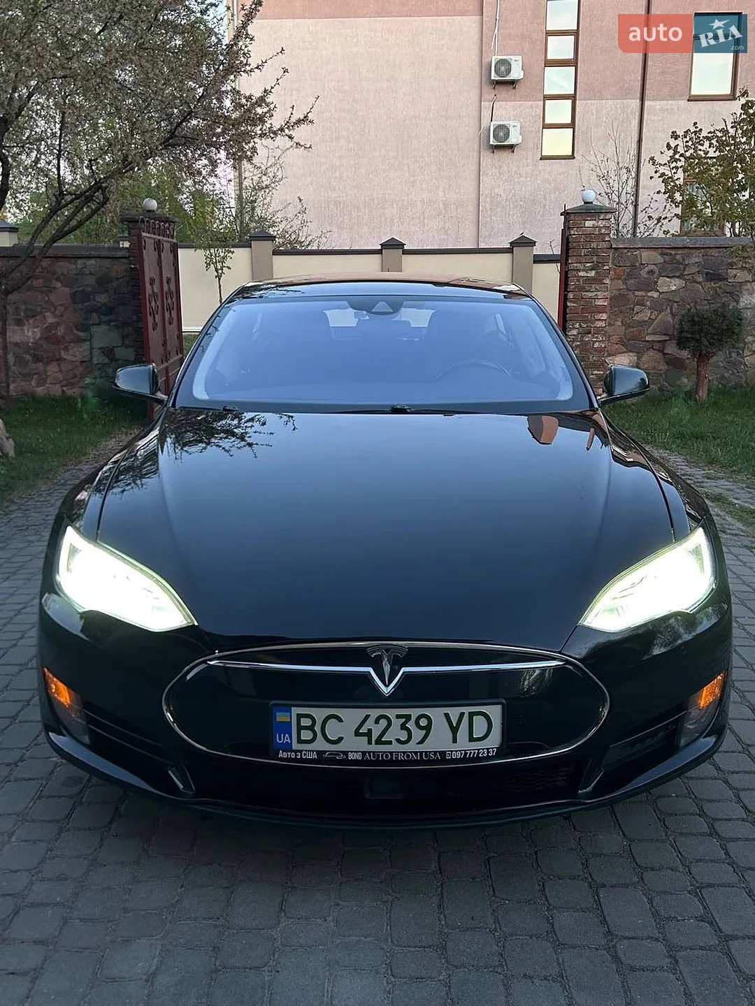 2015 Tesla Model S - мініатюра 19