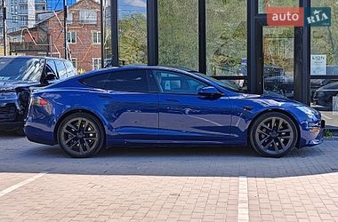 Лифтбек Tesla Model S 2021 в Львове