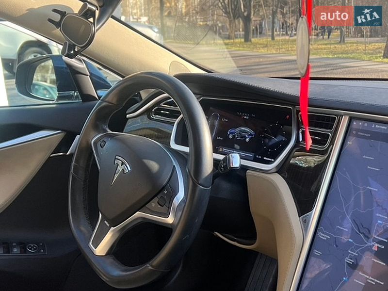 Лифтбек Tesla Model S 2013 в Одессе