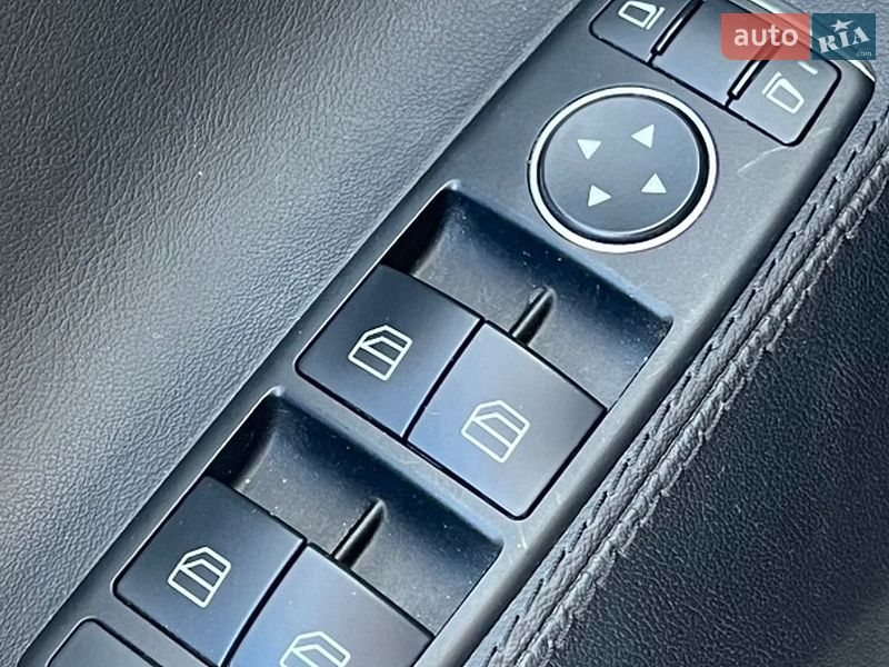 Лифтбек Tesla Model S 2013 в Одессе