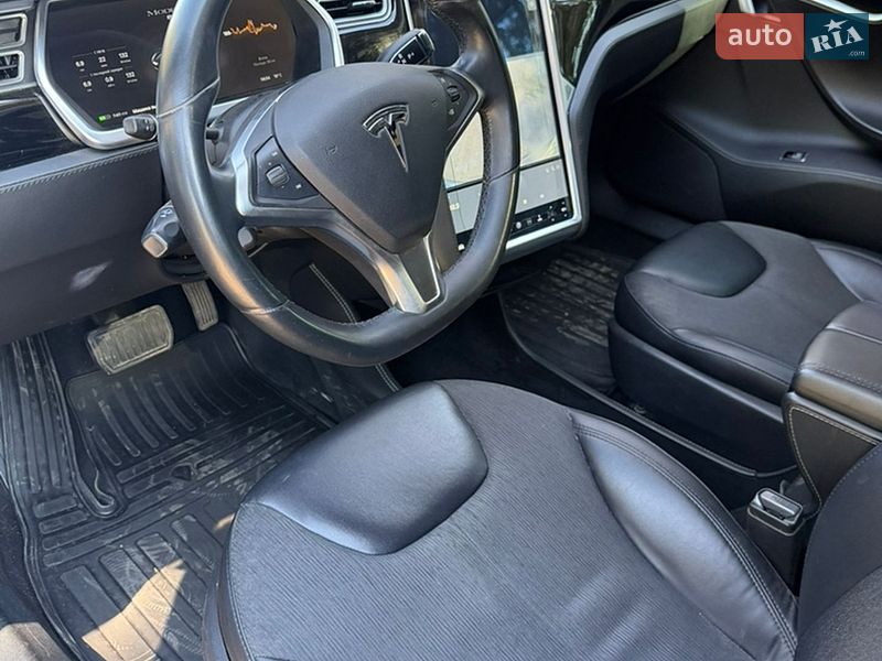 Ліфтбек Tesla Model S 2014 в Валках фото 4 Ліфтбек Tesla Model S 2014 в Валках