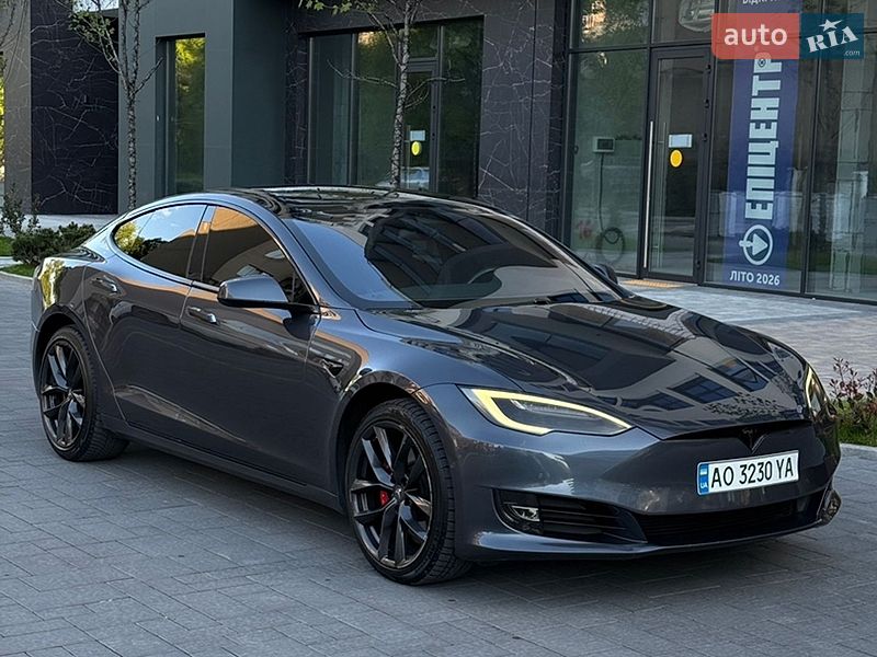 Tesla Model S 2019 Tesla Model S 2019