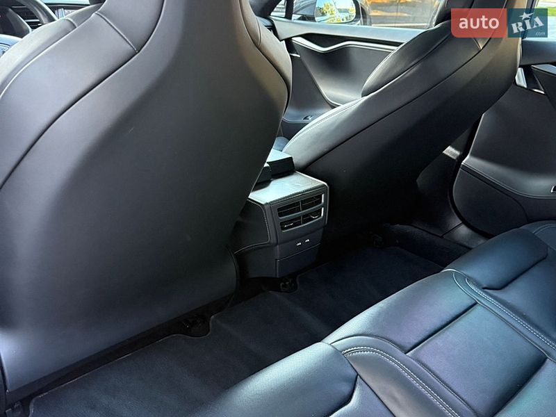 Ліфтбек Tesla Model S 2019 в Тячеві фото 23 Ліфтбек Tesla Model S 2019 в Тячеві